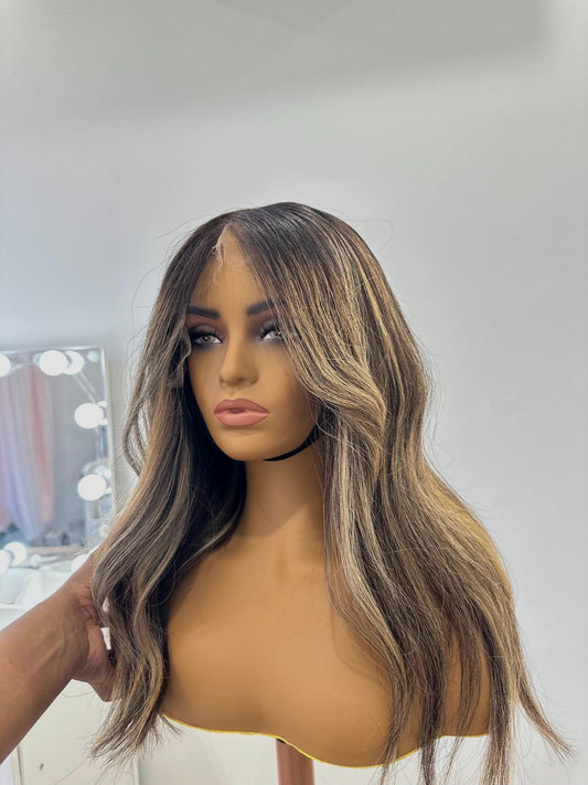 13x6 HD 14” Ash blonde highlighted Wig